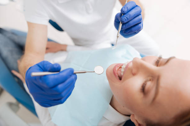 Best Oral Surgery  in Campbell, FL